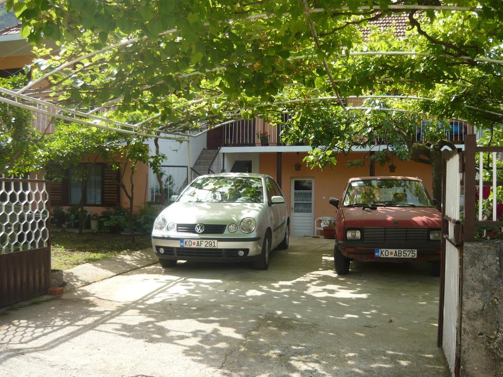 Rooms Banicevic Risan Exterior photo